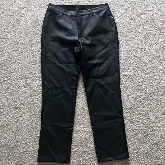 ASOS DESIGN Black Straight Leg Leather Look pants, Size US 12 - Picture 3 of 5